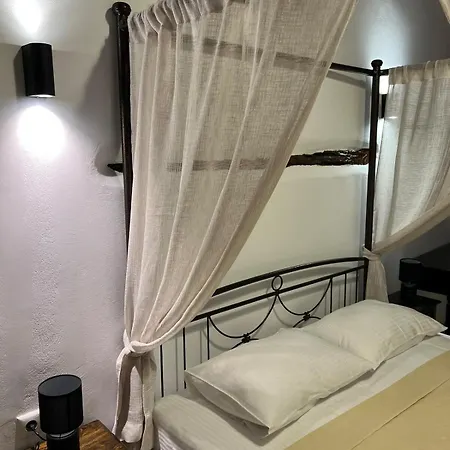 Katharsis - 15th C Venetian Palace - Naxos Old Town Iv 公寓