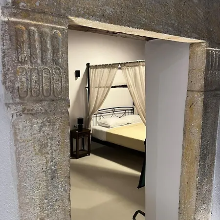 Katharsis - 15th C Venetian Palace - Naxos Old Town Iv アパート